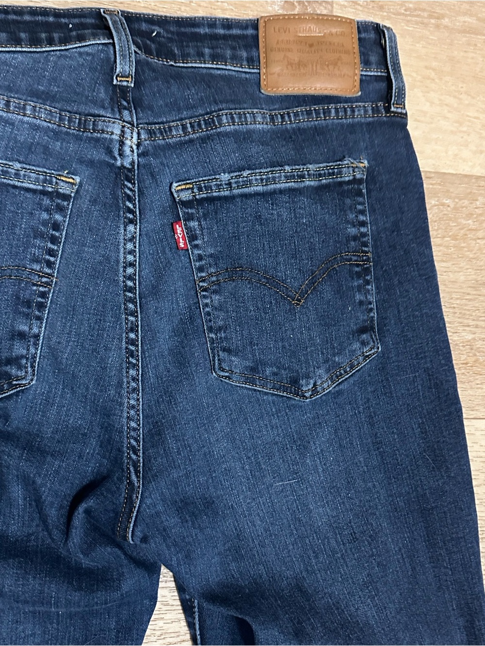 Levi's Women’s Dark Blue Denim Jeans